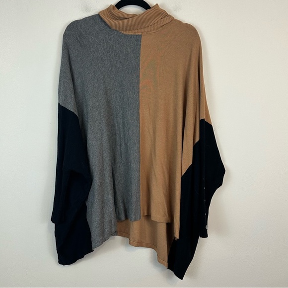 Alfani | Tan Black and Gray Turtleneck Color Block Poncho Oversized Size Large - Picture 2 of 6